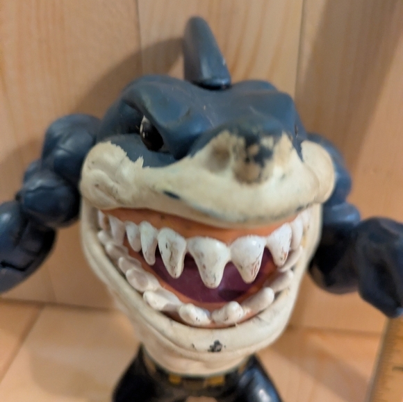 1994 Vintage Street Sharks Action Figure - Blue and White Toy Ripster 6 Inch - Picture 3 of 5